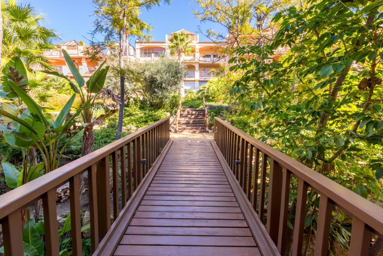 Resort Mediterra Benalmadena Bagian luar foto